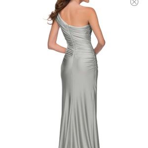 LA FEMME - One-Shoulder Shiny Jersey Gown
